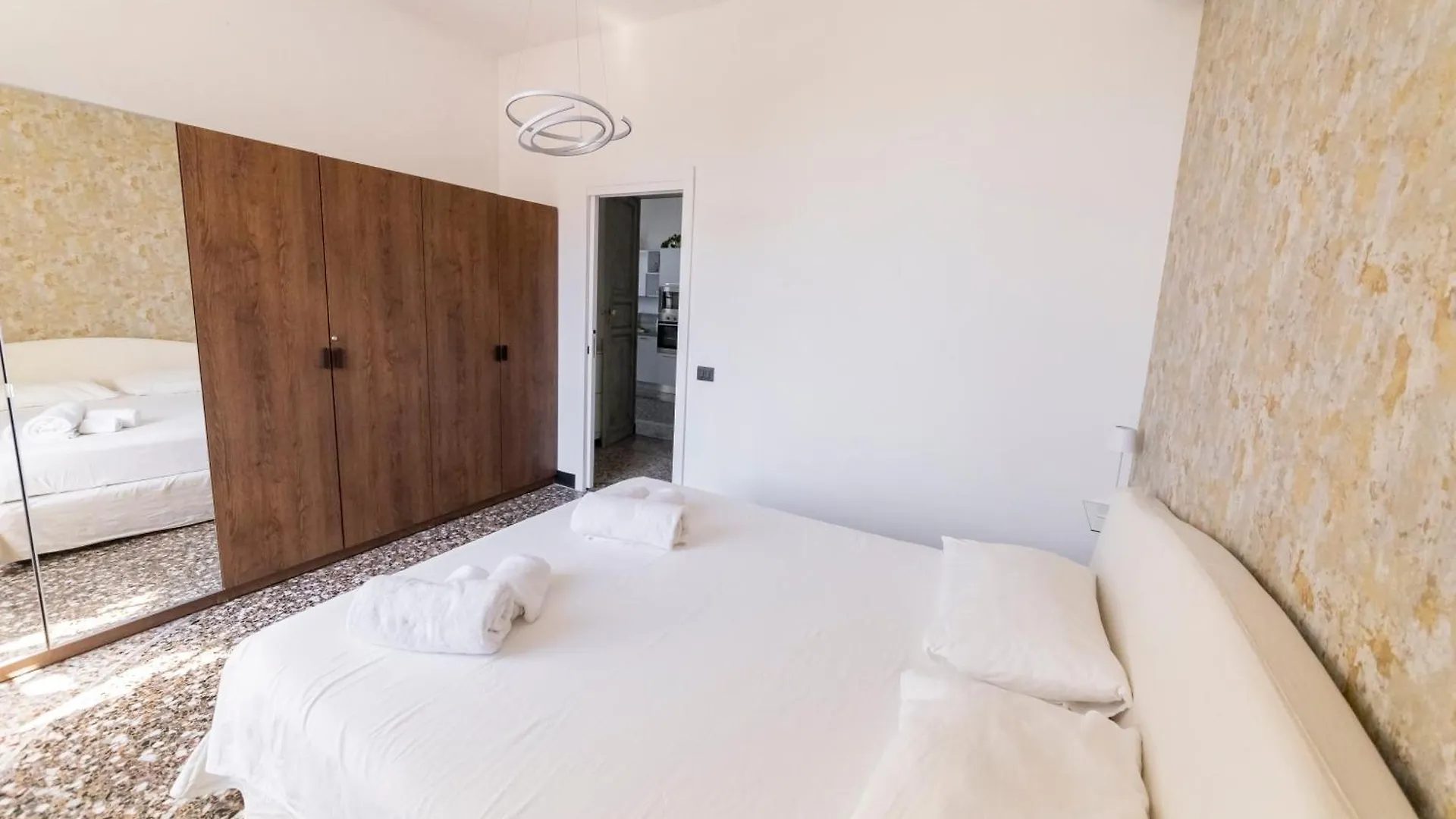 Villa Baia Dei Frati 렉코 아파트